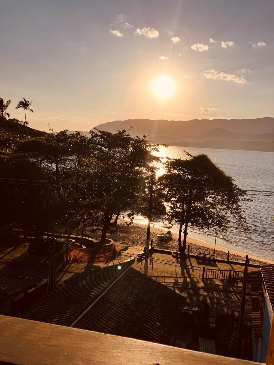 Yellow House Beira Mar Portinho Villa Ilhabela Dış mekan fotoğraf